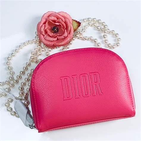 christian dior makeup bag pink.